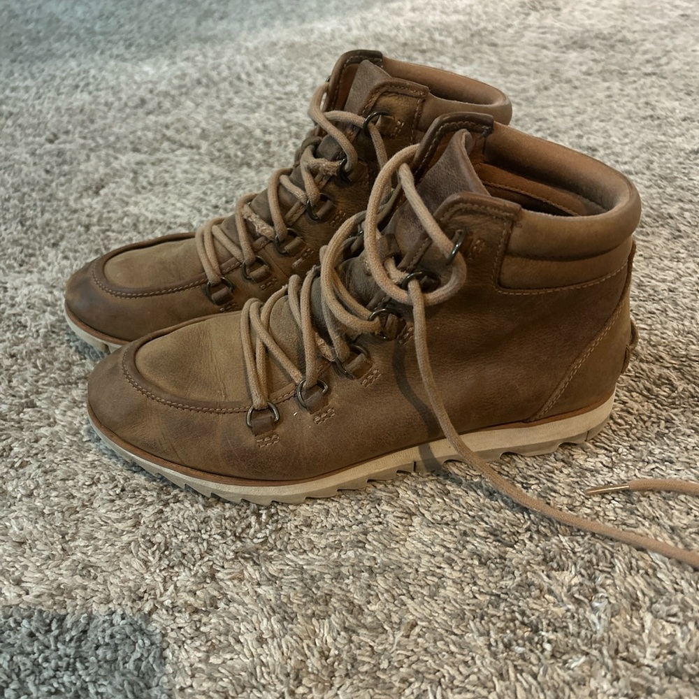 Sorel Tan Leather Boots